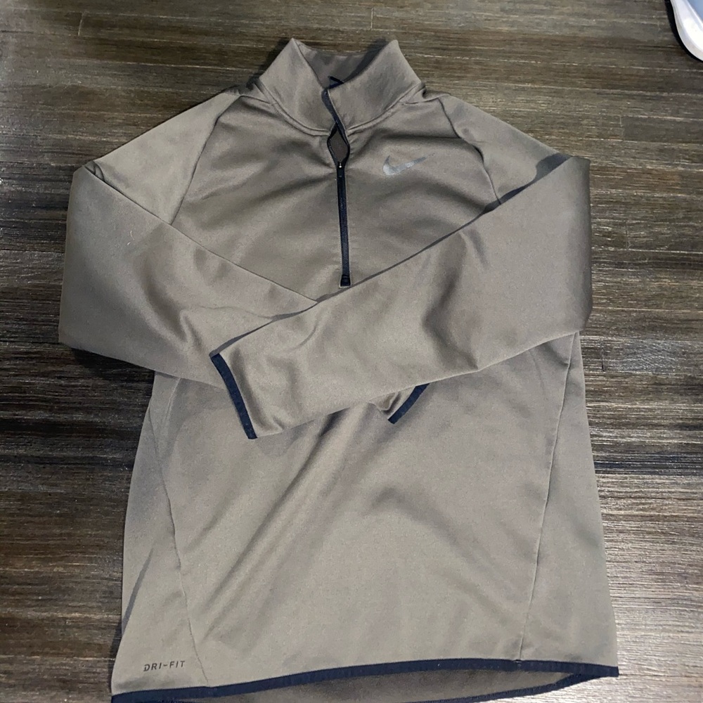 Nike Dri-Fit Quarter Zip (Army green size men’s M)